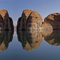 Padre Bay, Lake Powell, Utah, USA.jpg